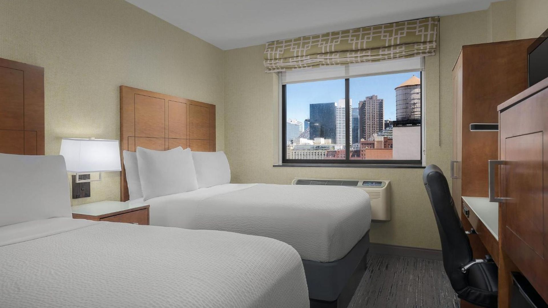 Express Manhattan Midtown West By Ihg 3*