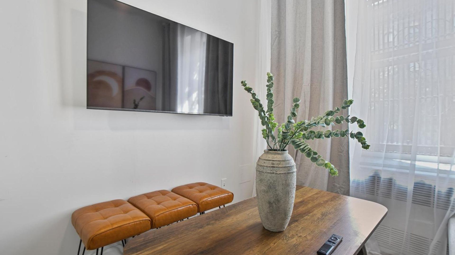 Apartment Designer 2 Bedroom Comfort Near Park
