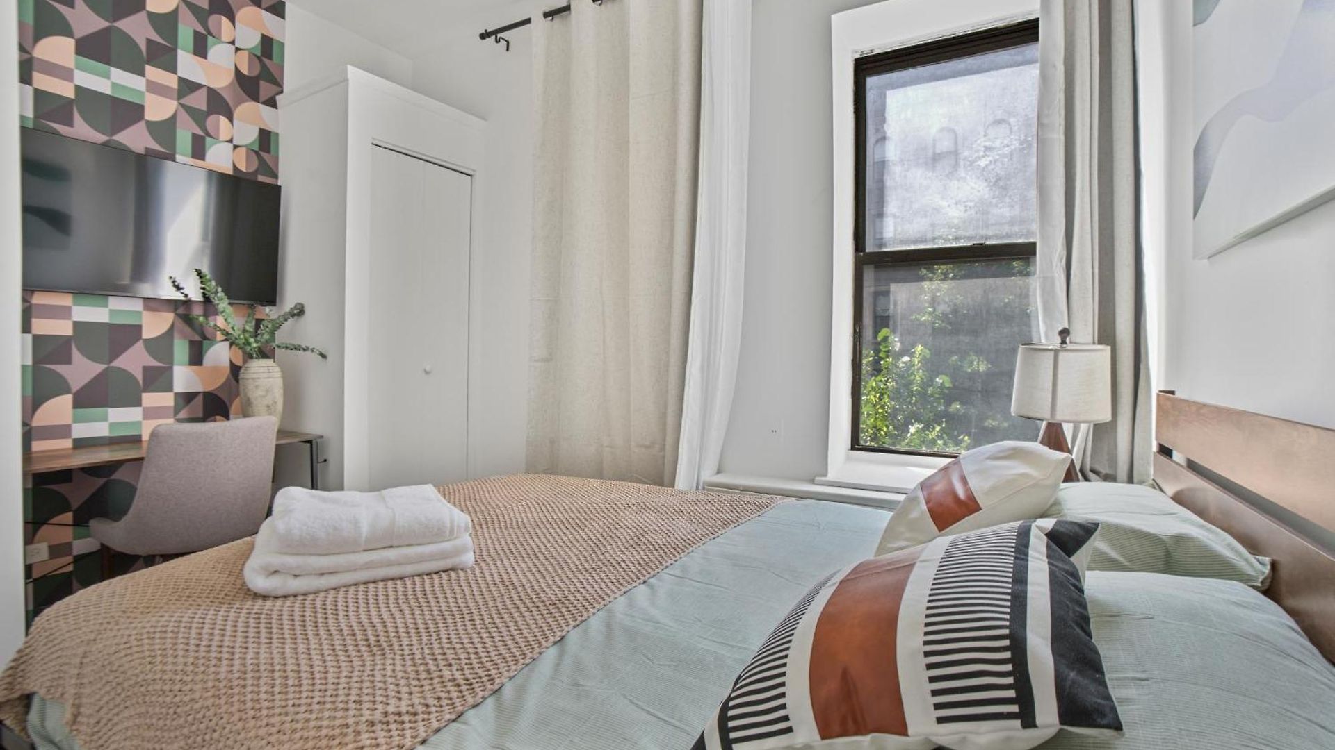 Designer 2 Bedroom Comfort Near Park New York