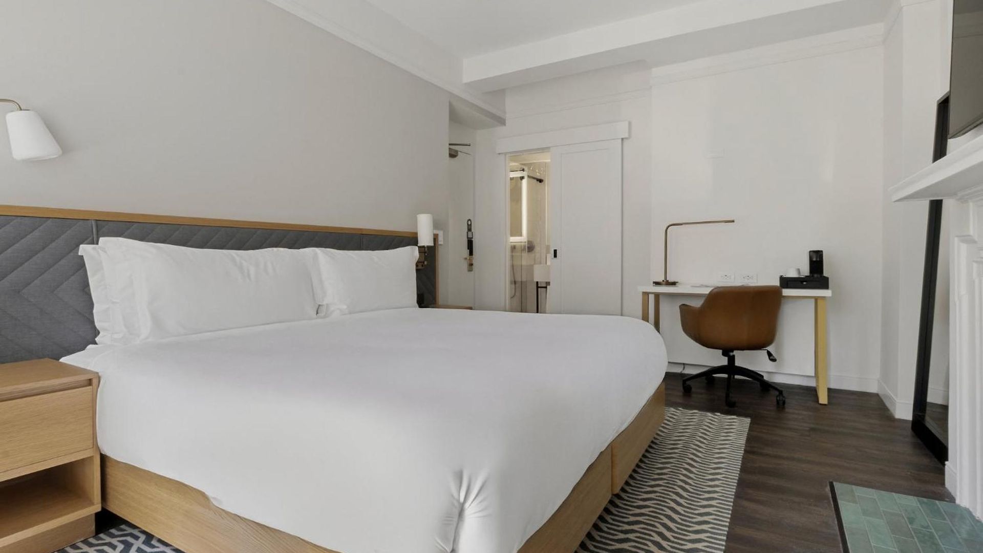Newly Renovated At Club Quarters Times Square, 4*