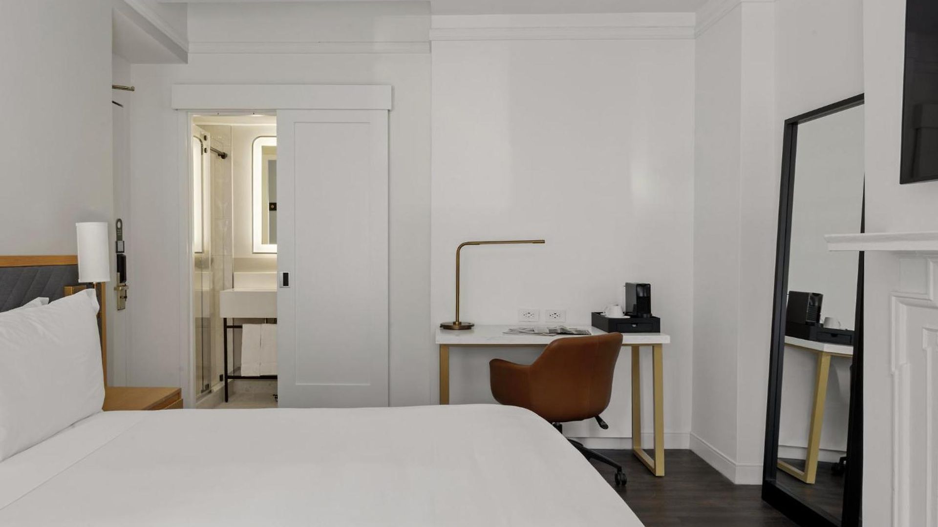 Newly Renovated At Club Quarters Times Square, New York