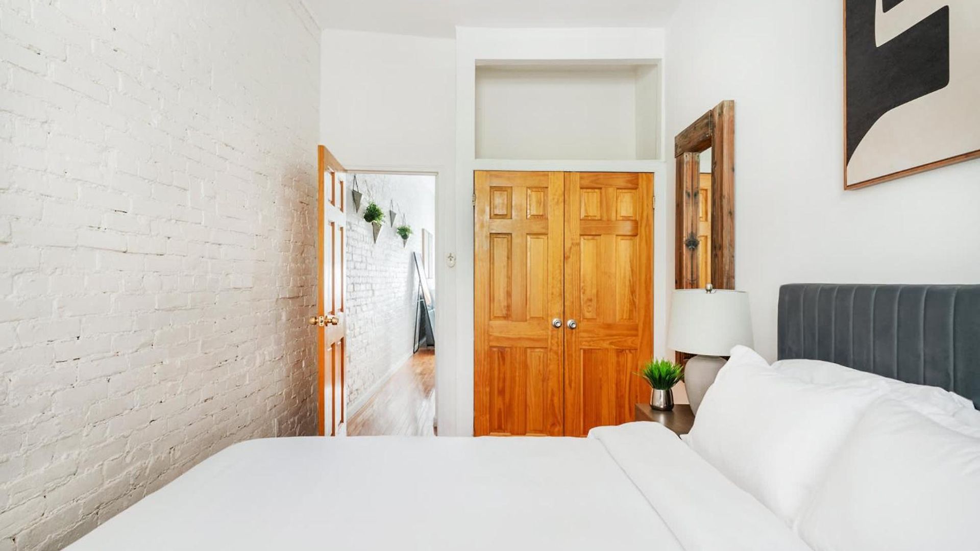 Apartment 26-2b Gramercy Large 1br Wd In Unit Courtyard *