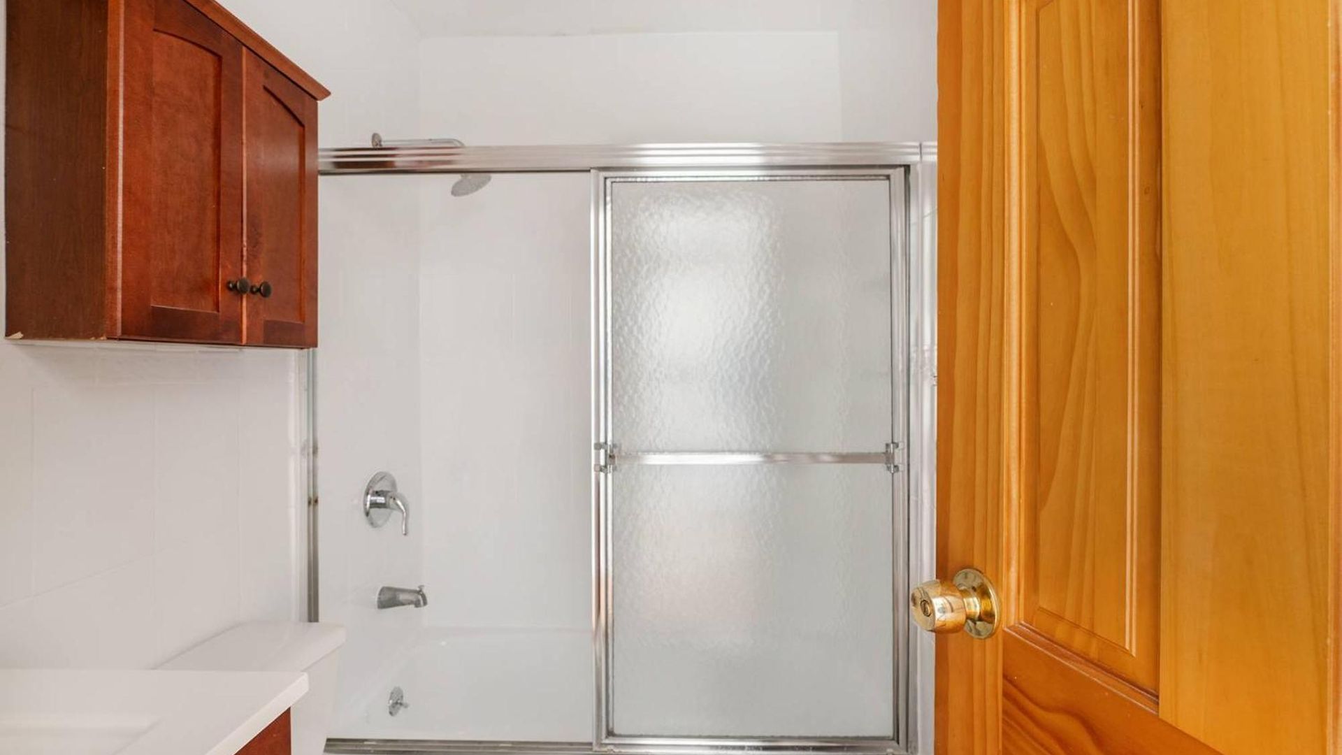 26-2b Gramercy Large 1br Wd In Unit Courtyard Apartment