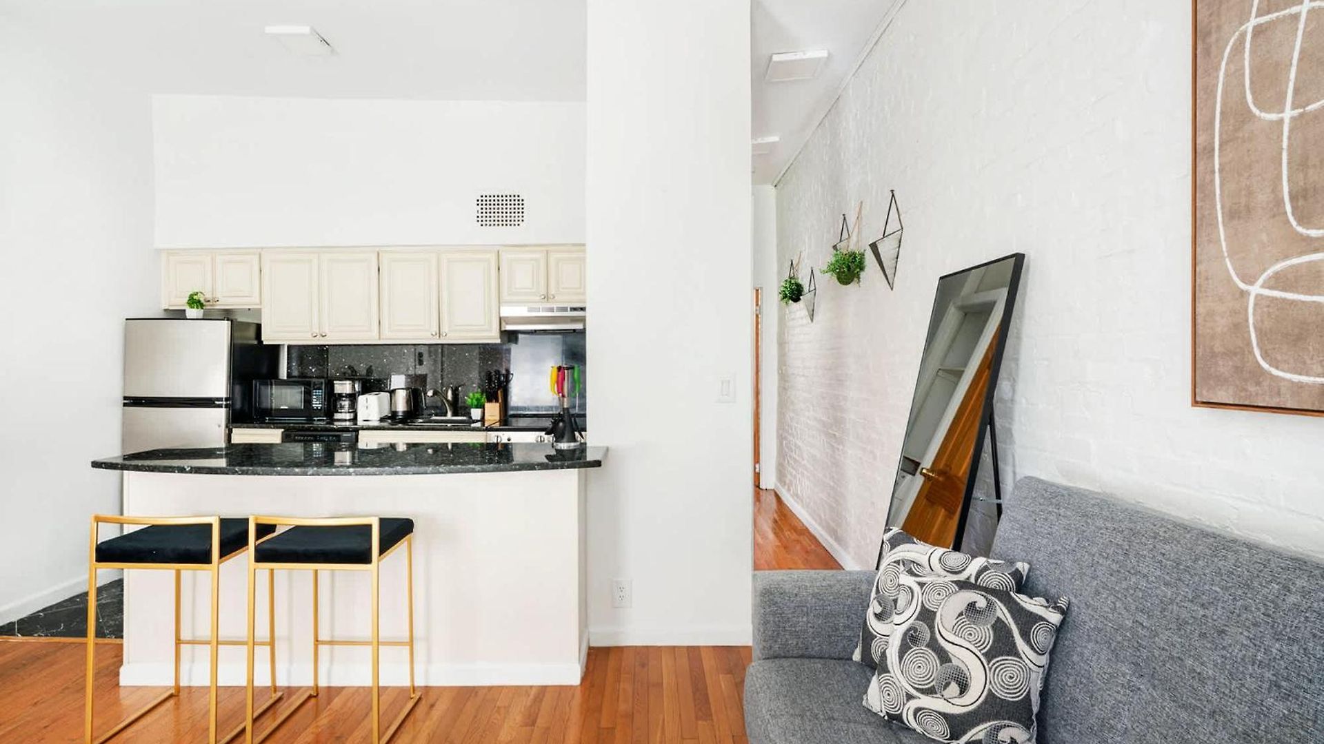 Apartment 26-2b Gramercy Large 1br Wd In Unit Courtyard *