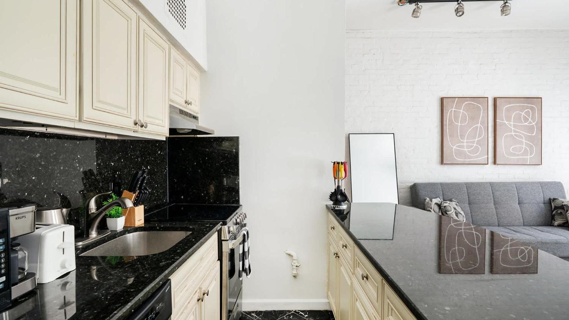 Apartment 26-2b Gramercy Large 1br Wd In Unit Courtyard New York