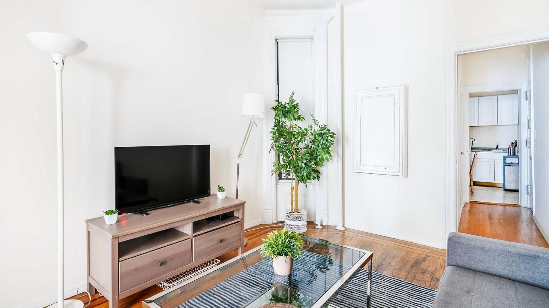 211-3 Prime Union Square Large 1br Great Value