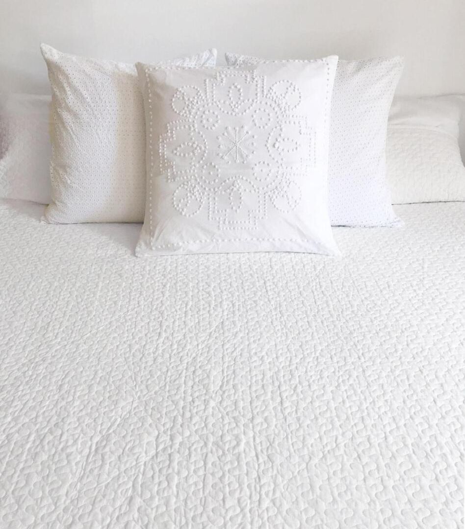 Serene Brooklyn Escape Near Cafes & Park, Sleeps 5 Apartment