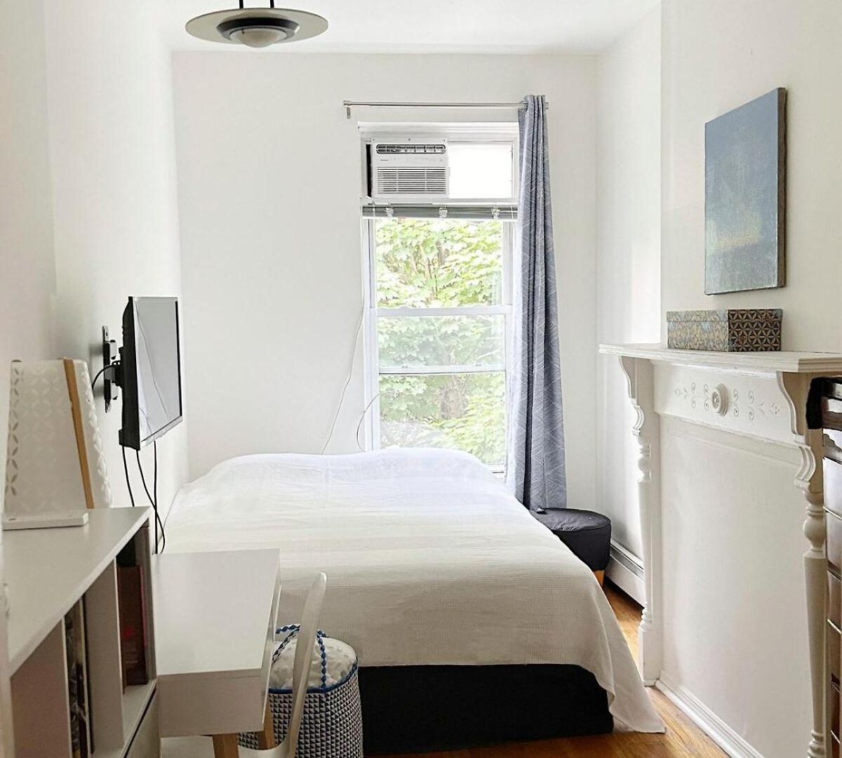 Apartment Serene Brooklyn Escape Near Cafes & Park, Sleeps 5