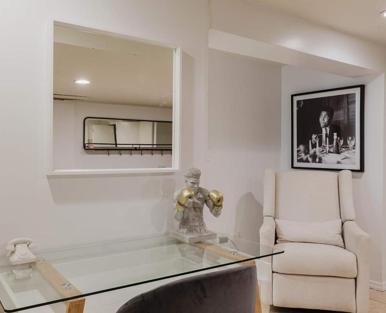 Private Beautiful Townhome W Zen Garden Holiday home *