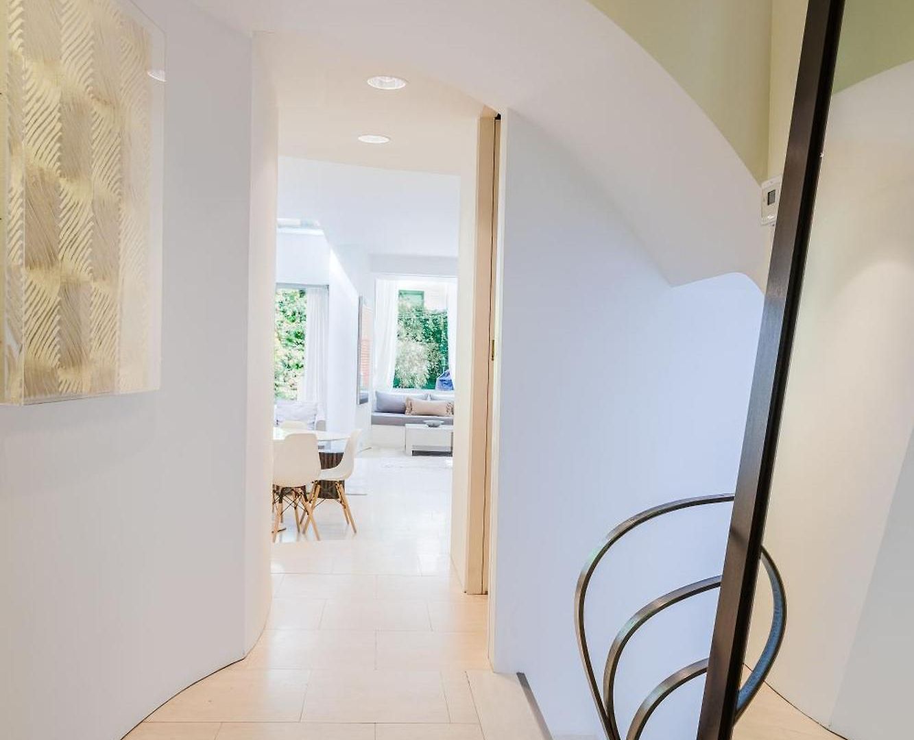 Private Beautiful Townhome W Zen Garden New York