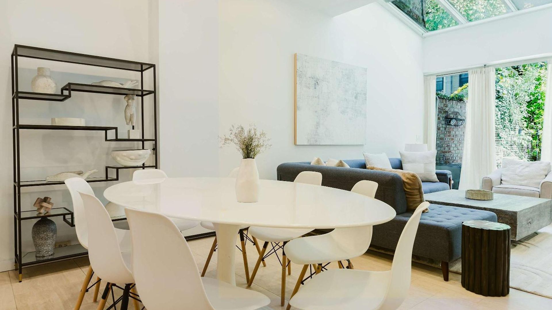 Private Beautiful Townhome W Zen Garden