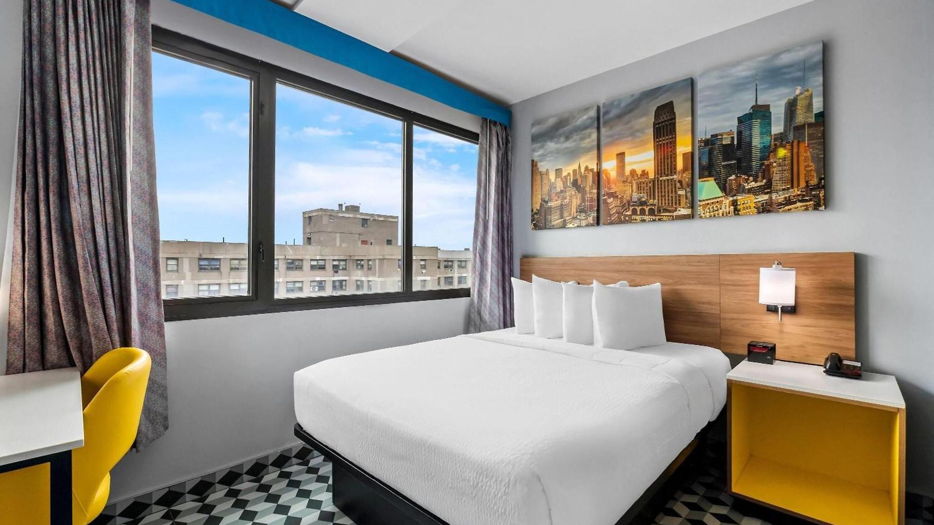 Hotel Days By Wyndham Chinatown 3*