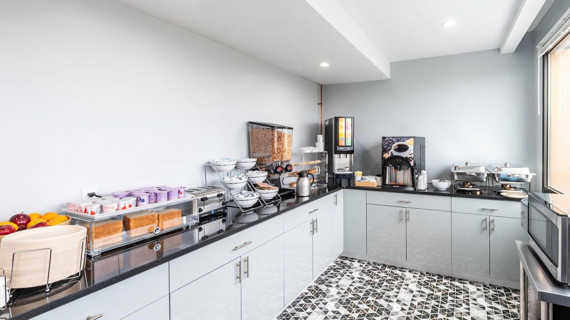 Hotel Days By Wyndham Chinatown 3*