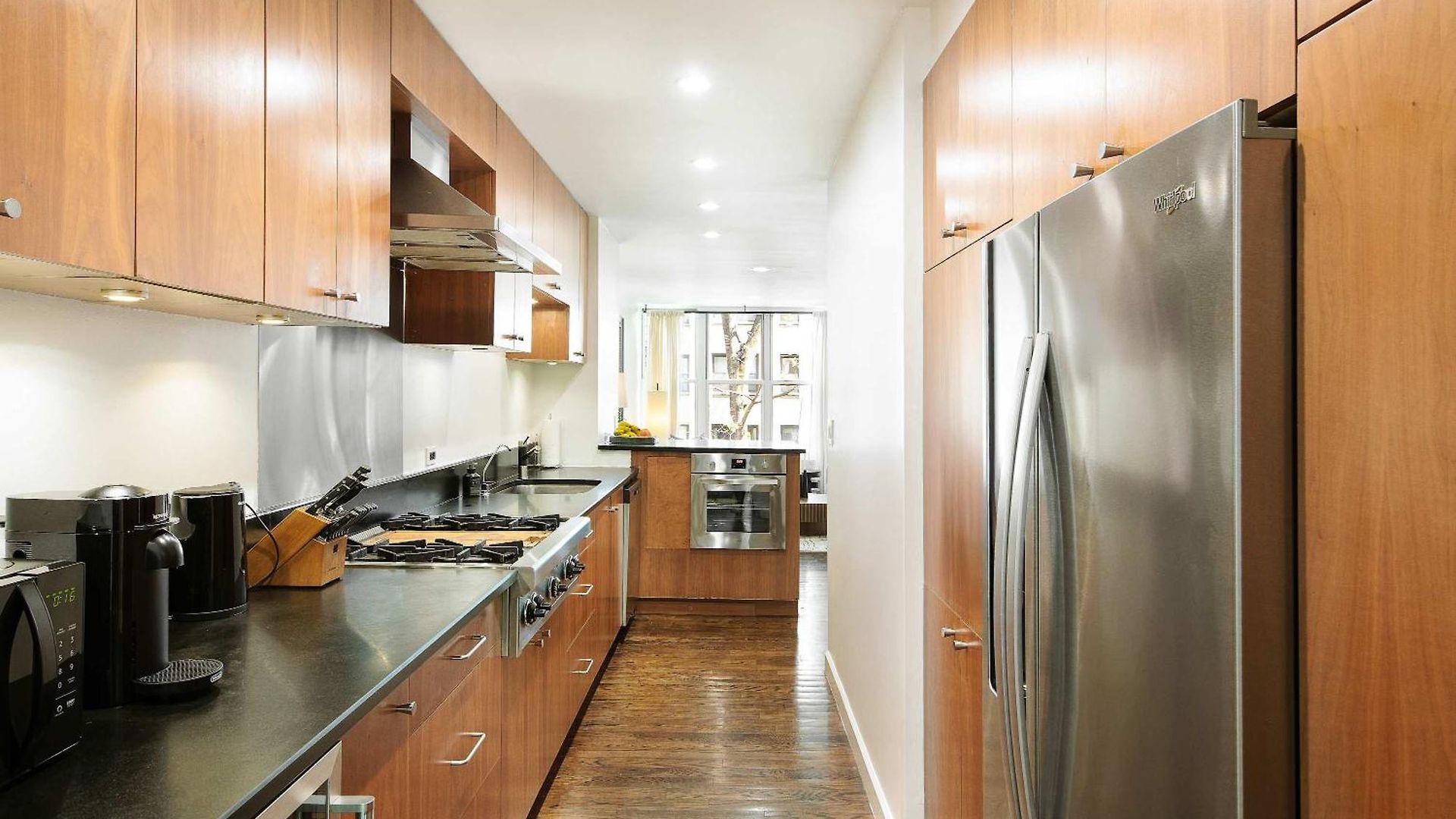 Apartment Designer In Diplomat District *