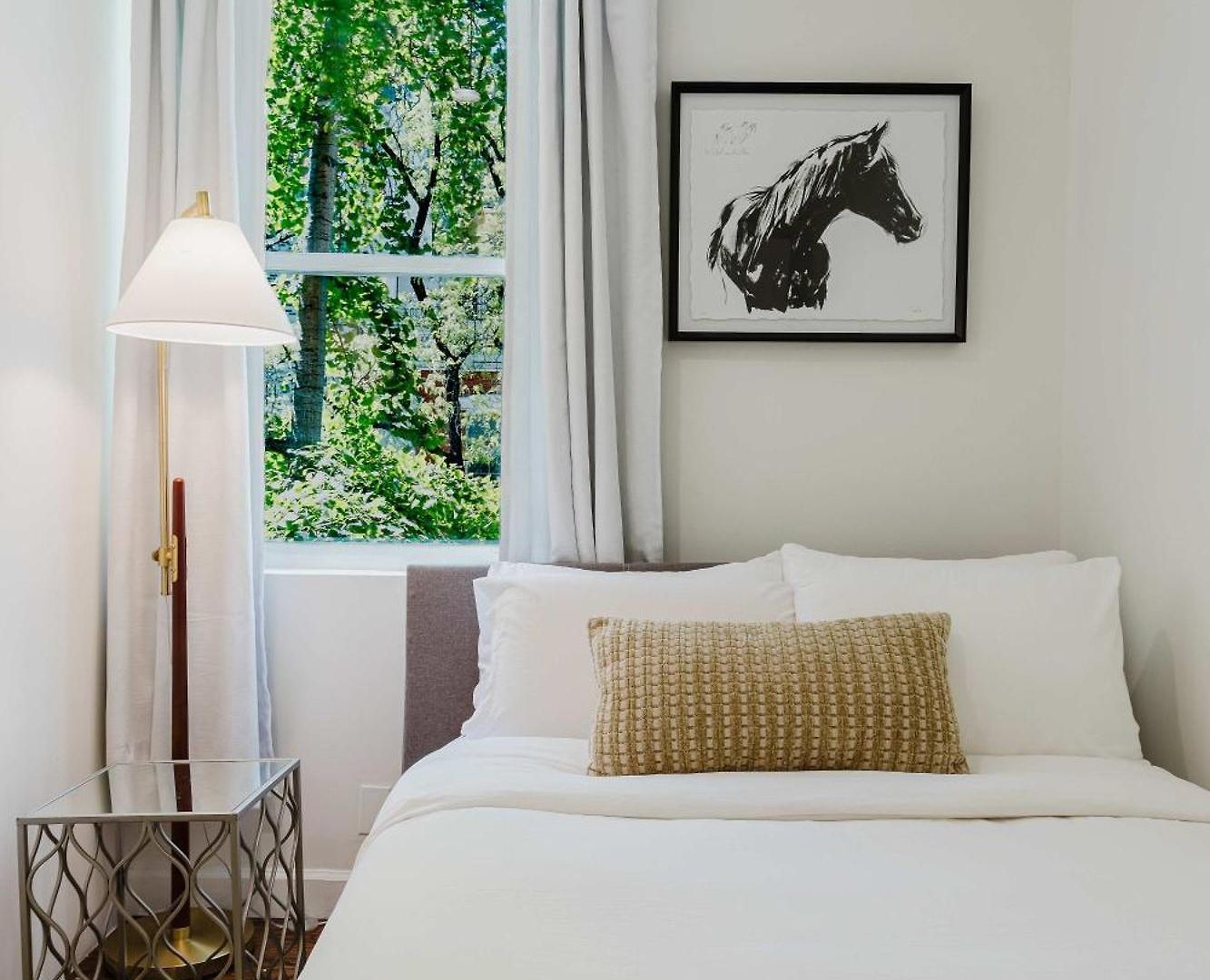 Designer In Diplomat District * New York