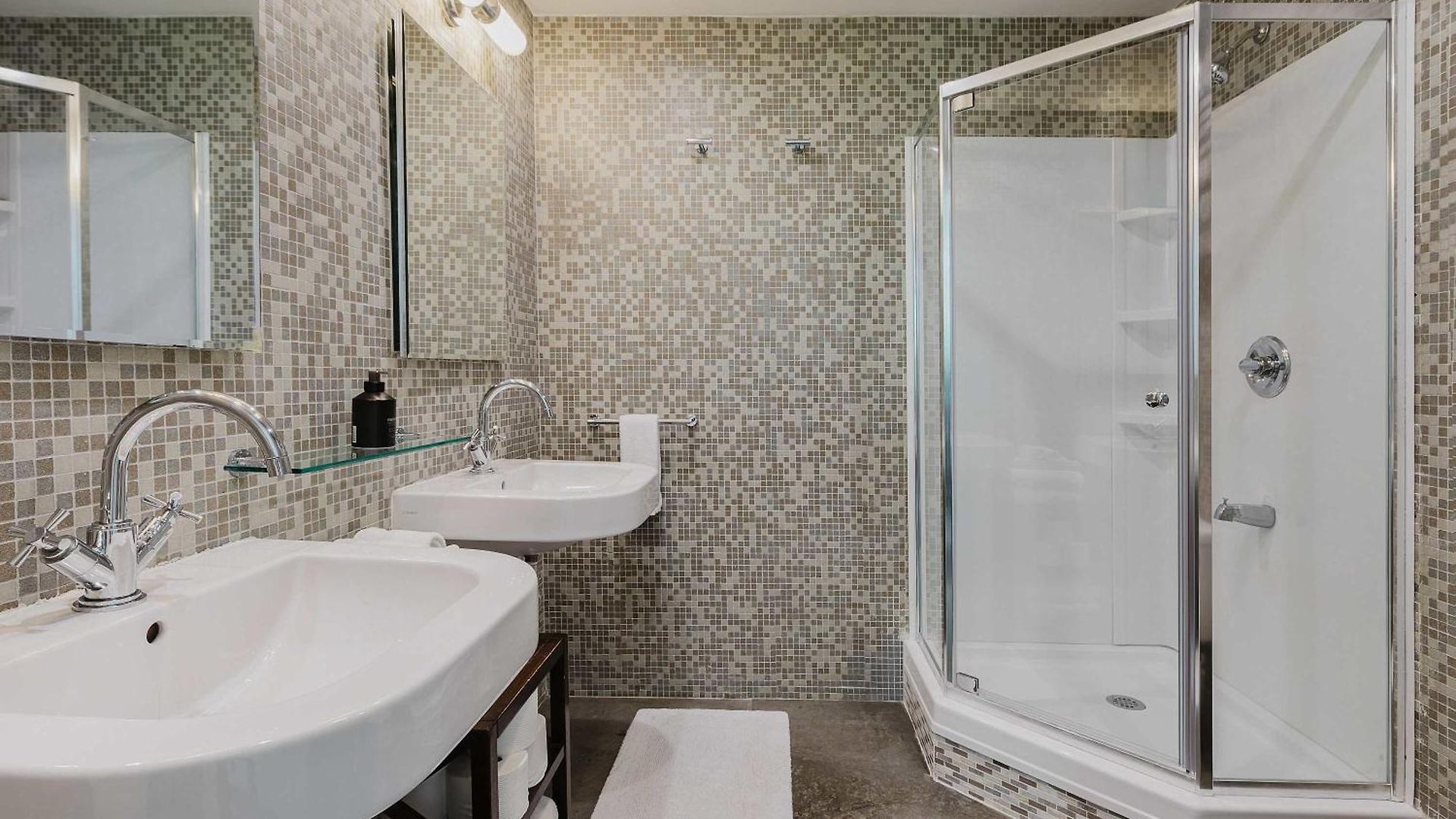 Apartment Designer In Diplomat District *
