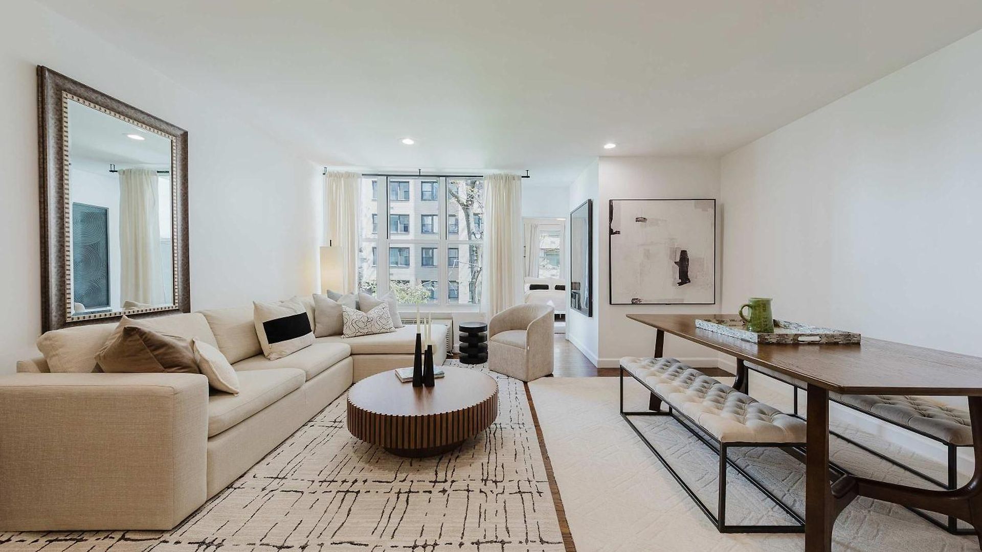 Designer In Diplomat District Apartment New York