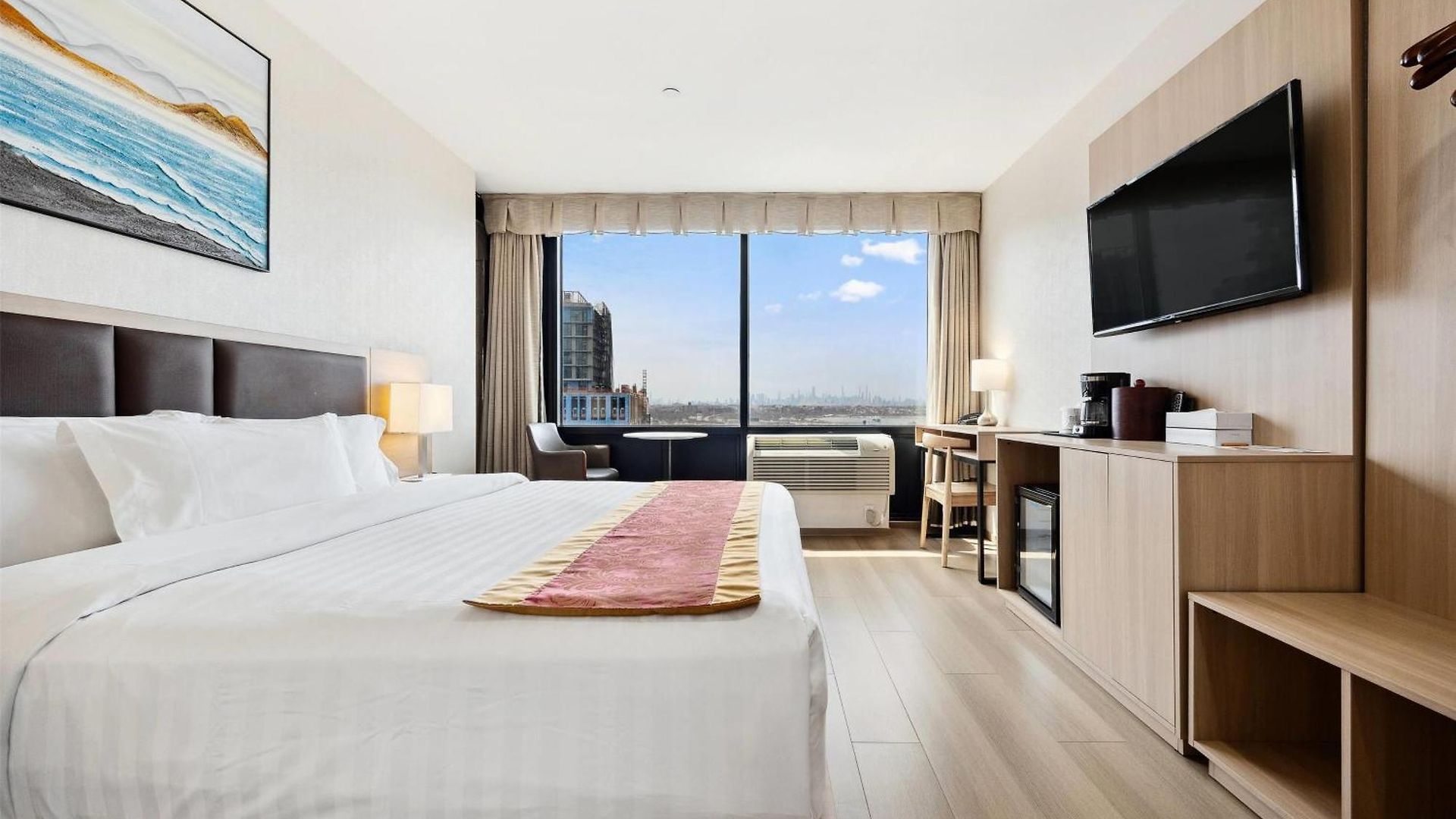 Ramada By Wyndham Flushing Queens New York