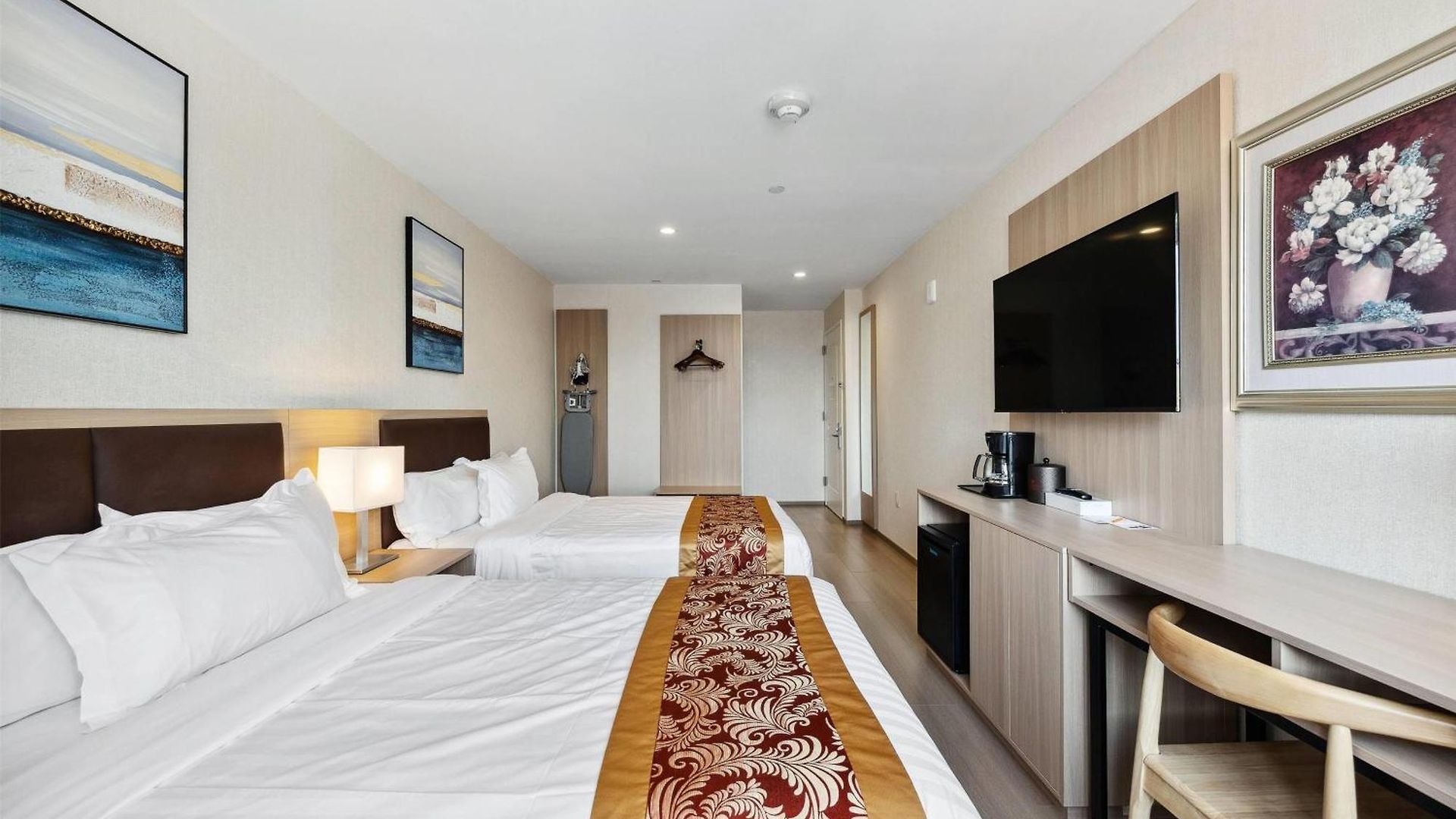 Ramada By Wyndham Flushing Queens Hotel 3*