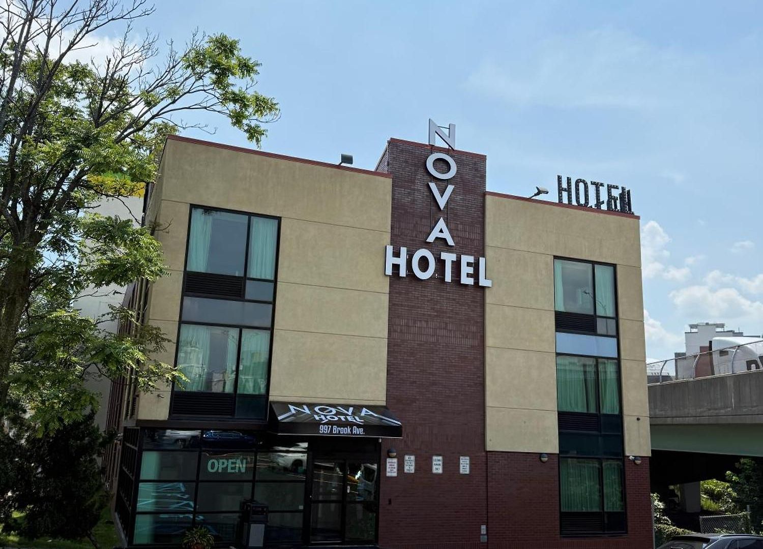 Nova Bronx Hotel New York