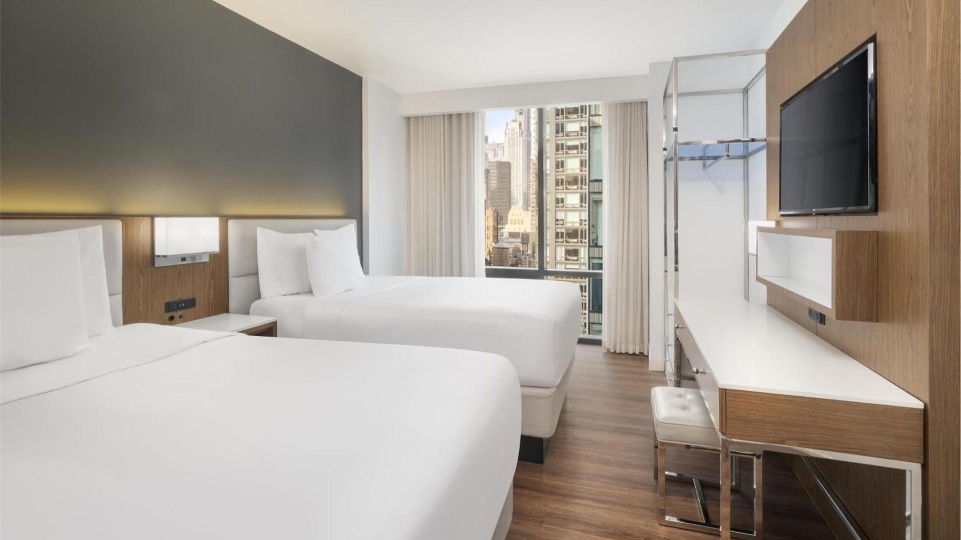 Western Premier Empire State Hotel
