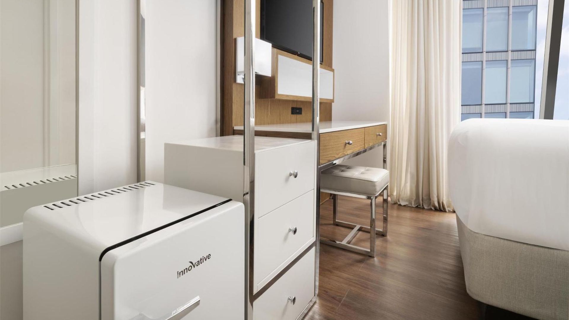 Hotel Western Premier Empire State 3*