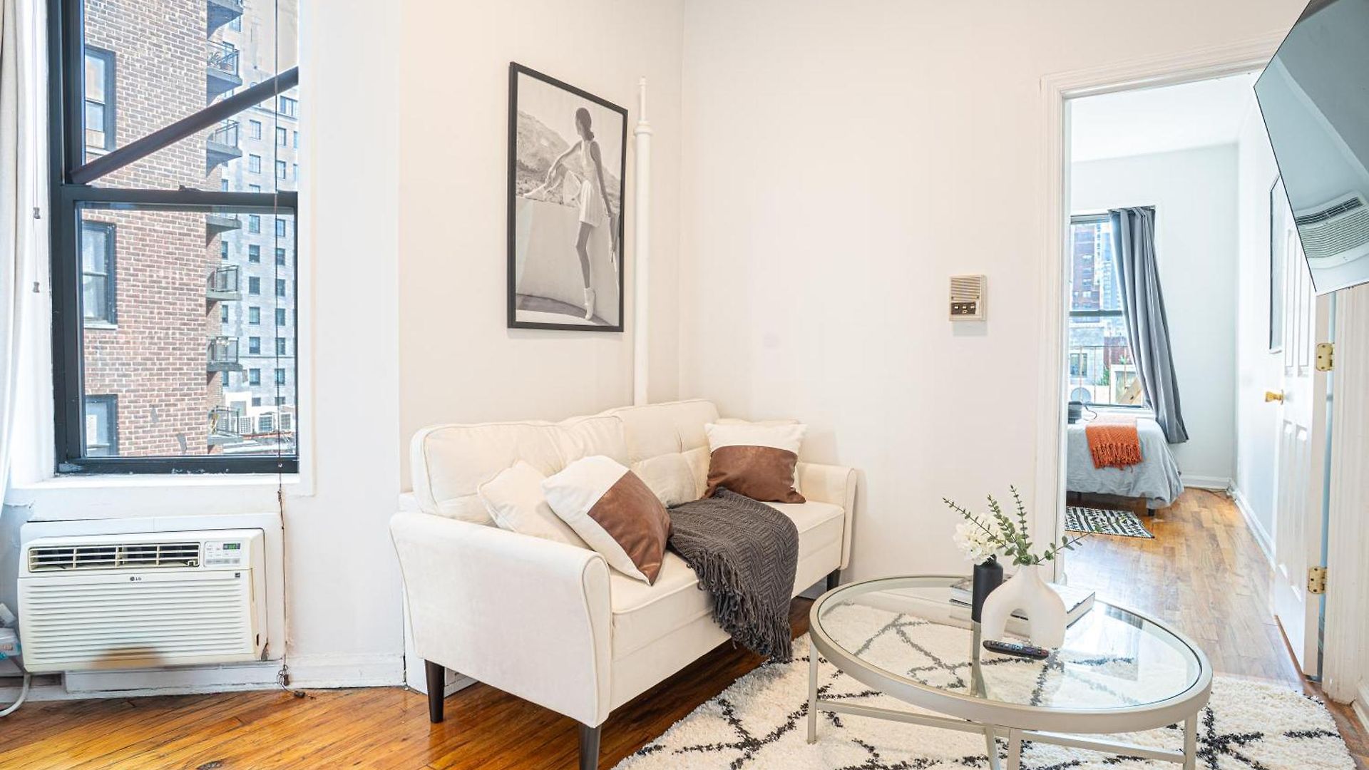 Chic 2bd Upper East Side Retreat New York