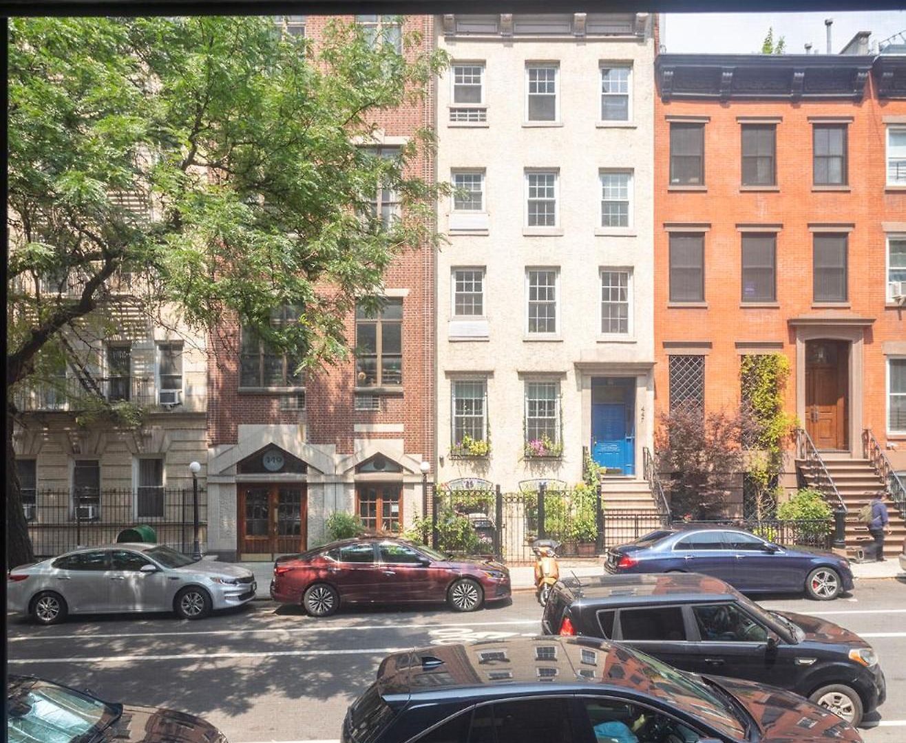 Homestay Little Manhattan 5 Min Walk To Times Square Private Bathroom World Cup 2026 Ready New York