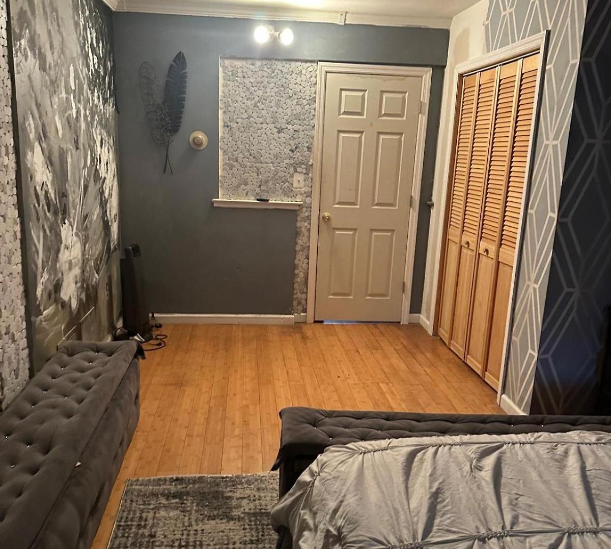 Apartment Your Away From ! Unit 2- 1st Floor