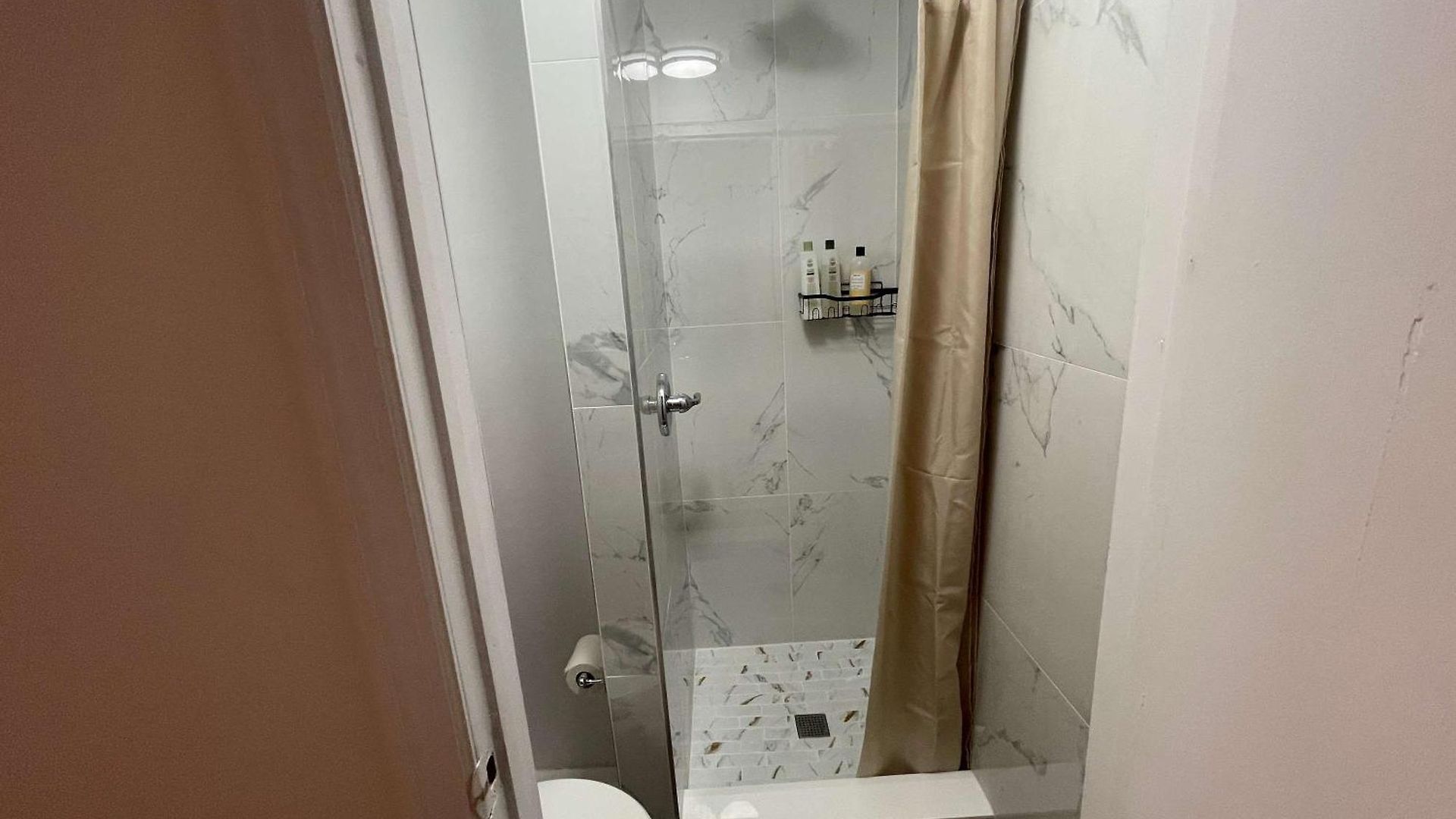 Renovated In Union Square Apartment *