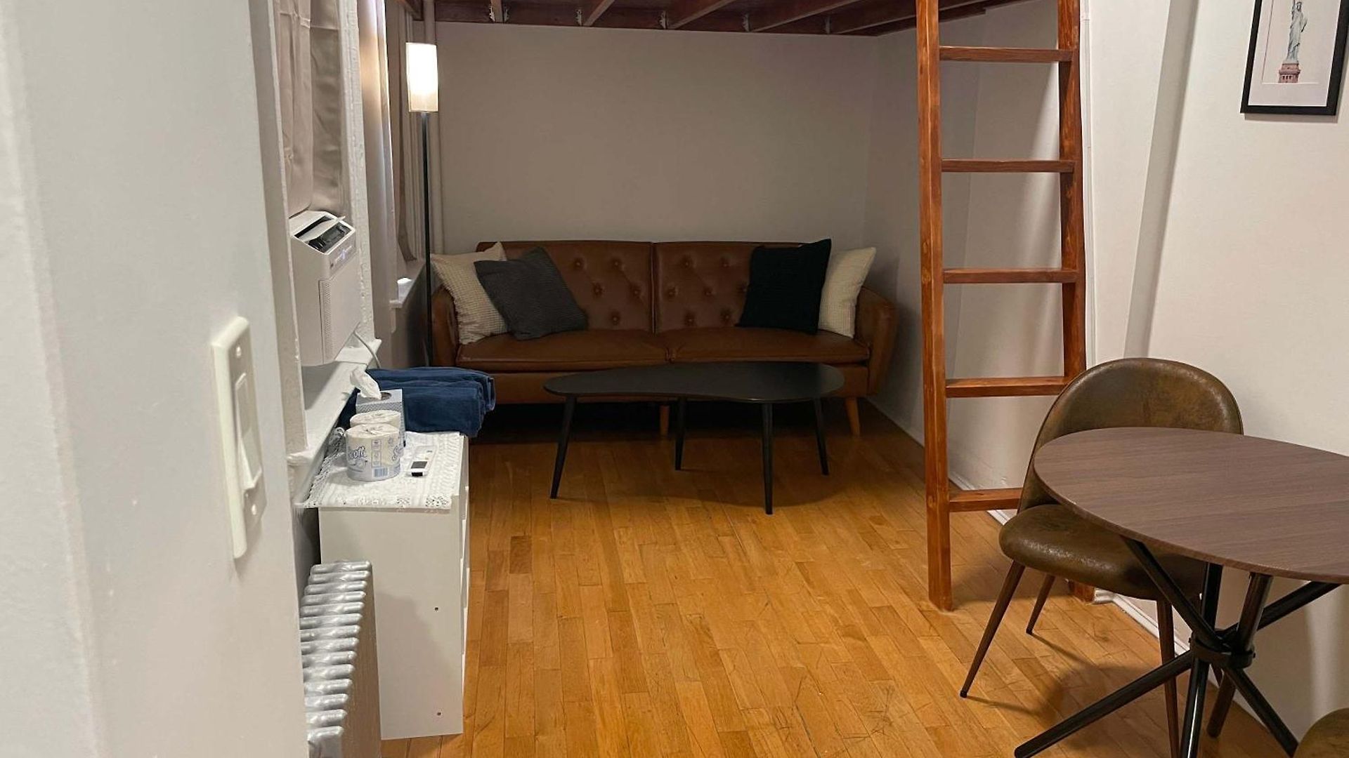 Renovated In Union Square Apartment New York