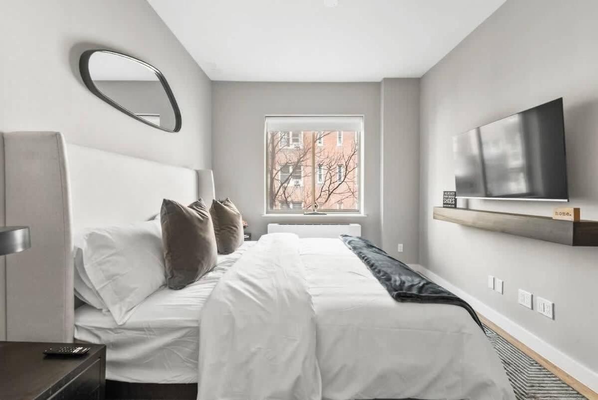 Notch 2br & 2ba Minutes To Park Apartment New York