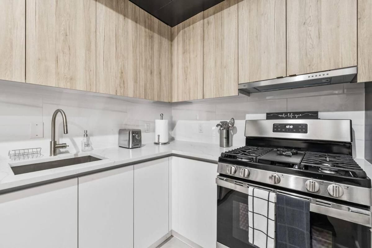 Notch 2br & 2ba Minutes To Park * New York