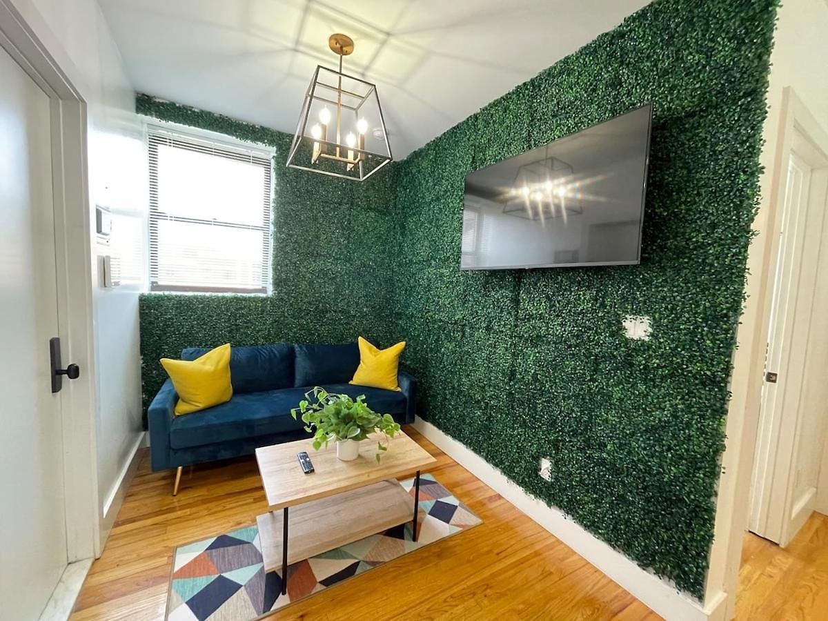 Apartment Madison Ave Oasis