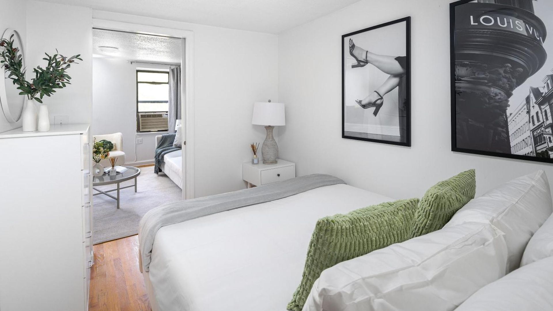Bright 1br Escape In Lower East Side Nyc New York