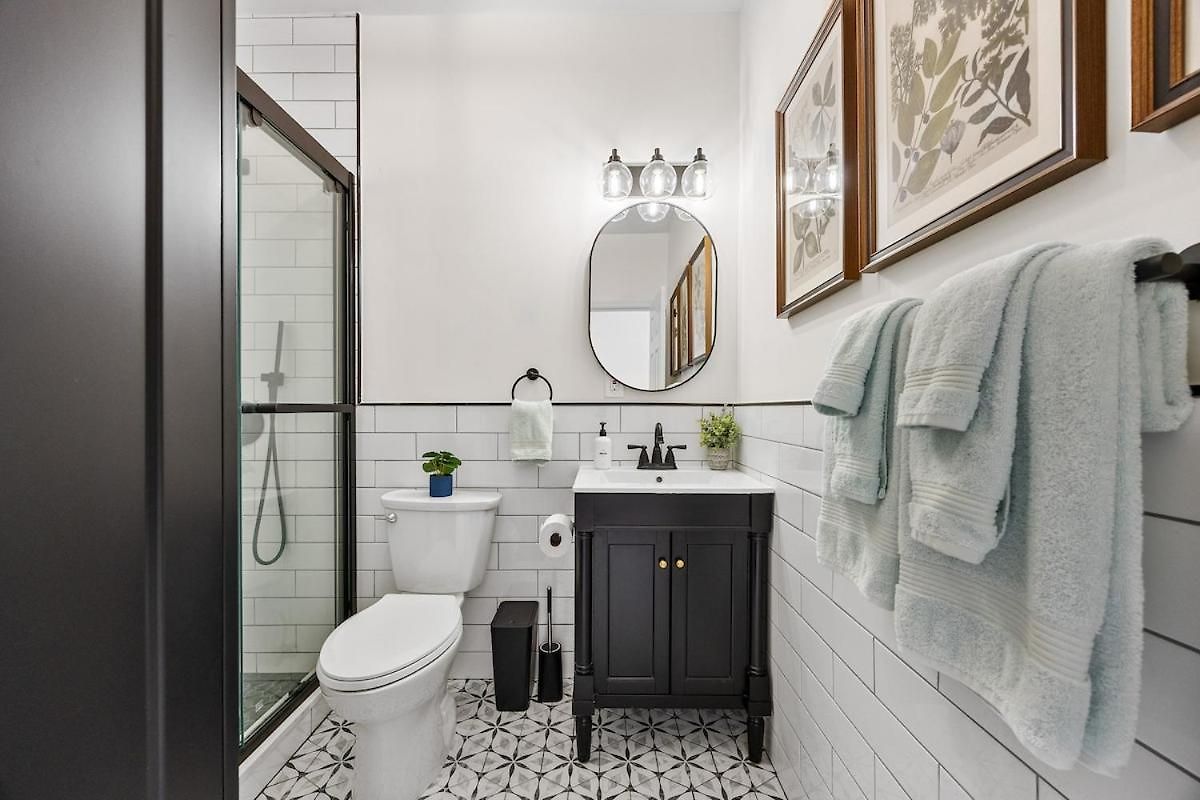 3br Brownstone Near Subway & Columbia Uni *