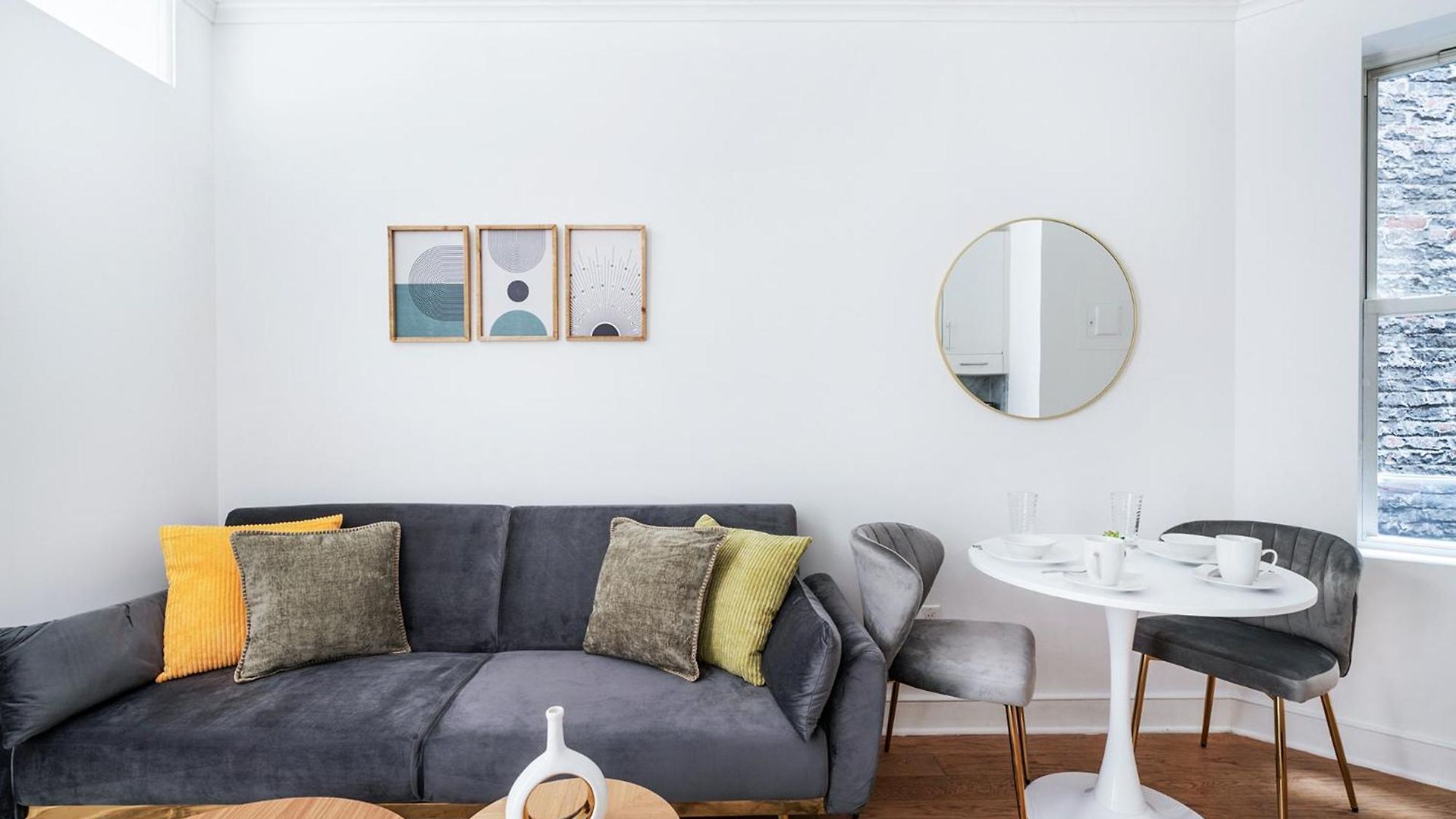 1 Bedroom Gem In Prime Location Of Nyc Apartment *