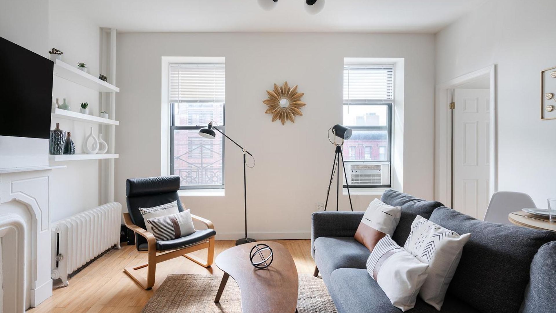 Beautiful 3 Bedroom Unit In Prime Location Apartment New York