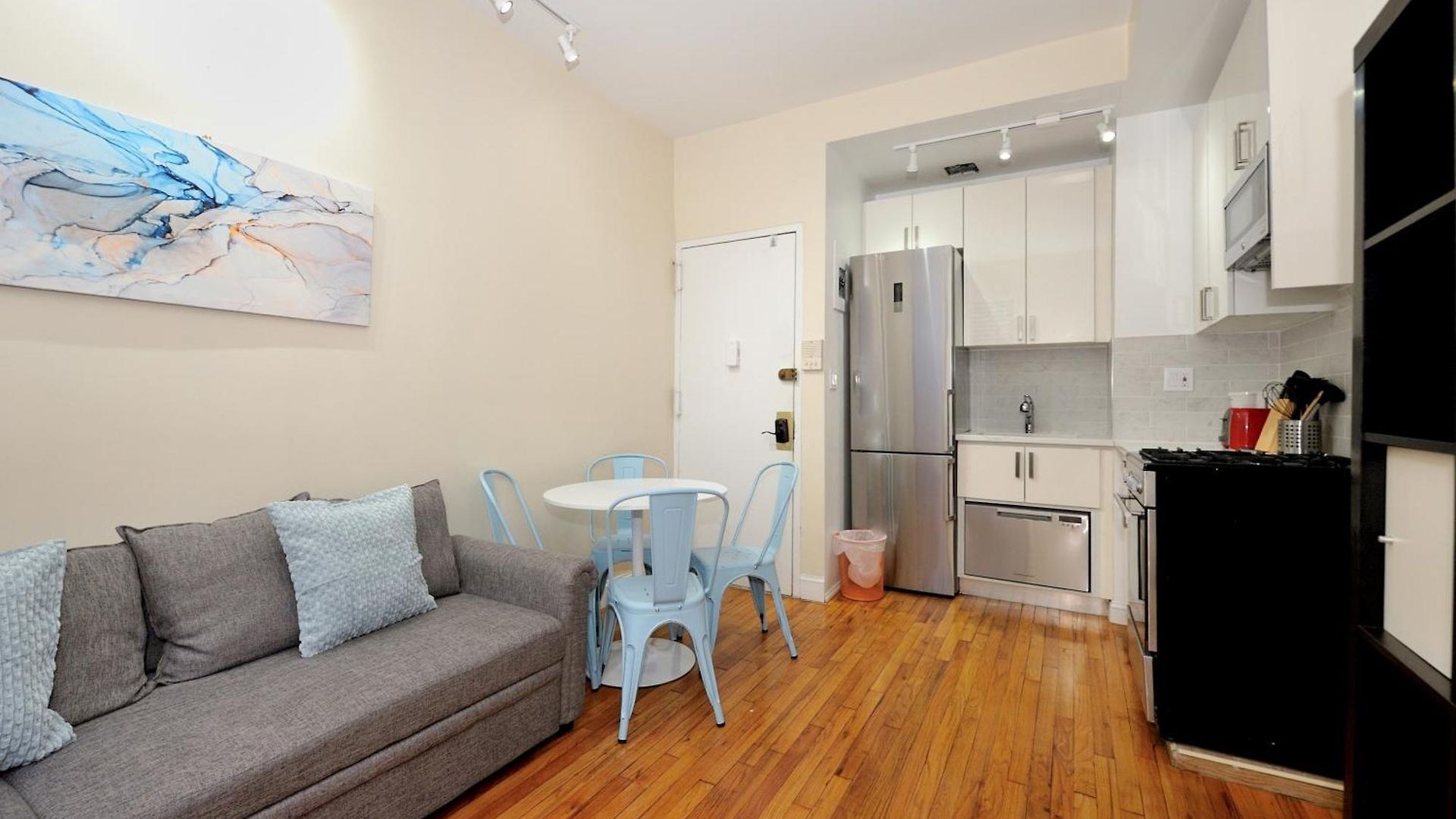 Comfy 1 Bed 1 Bath In Nyc Apartment