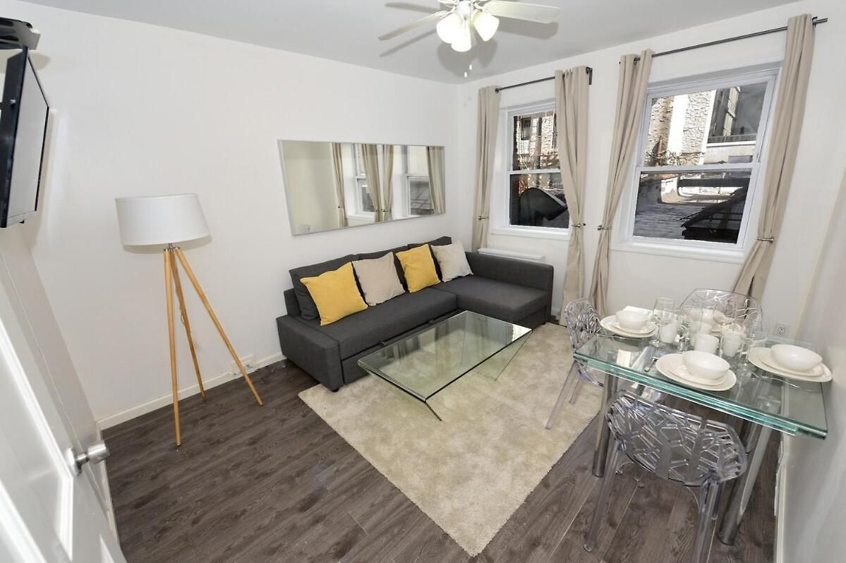 Amazing 4 Bedroom 1 Bth Laundry Dishwasher, June To Aug 90 Days Required