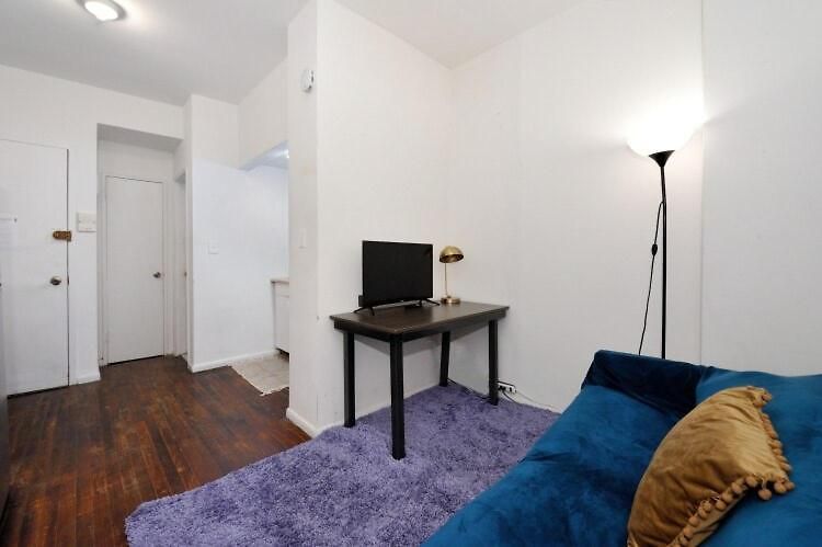 Furnished In Nyc, June To Aug 90 Days Required Apartment *