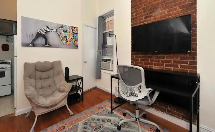 Apartment Amazing Upper East Side Studio! Epic Location!, June To Aug 90 Days Required *