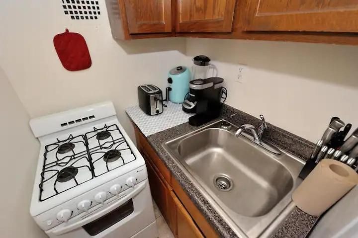 Apartment Amazing Upper East Side Studio! Epic Location!, June To Aug 90 Days Required New York