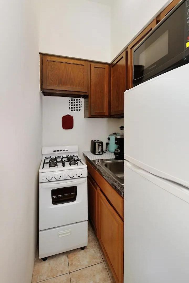 Apartment Amazing Upper East Side Studio! Epic Location!, June To Aug 90 Days Required *