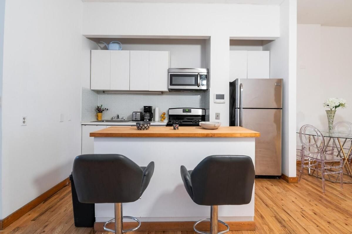 Xl Prime Tribeca Furnished Loft, June To Aug 90 Days Required Apartment New York