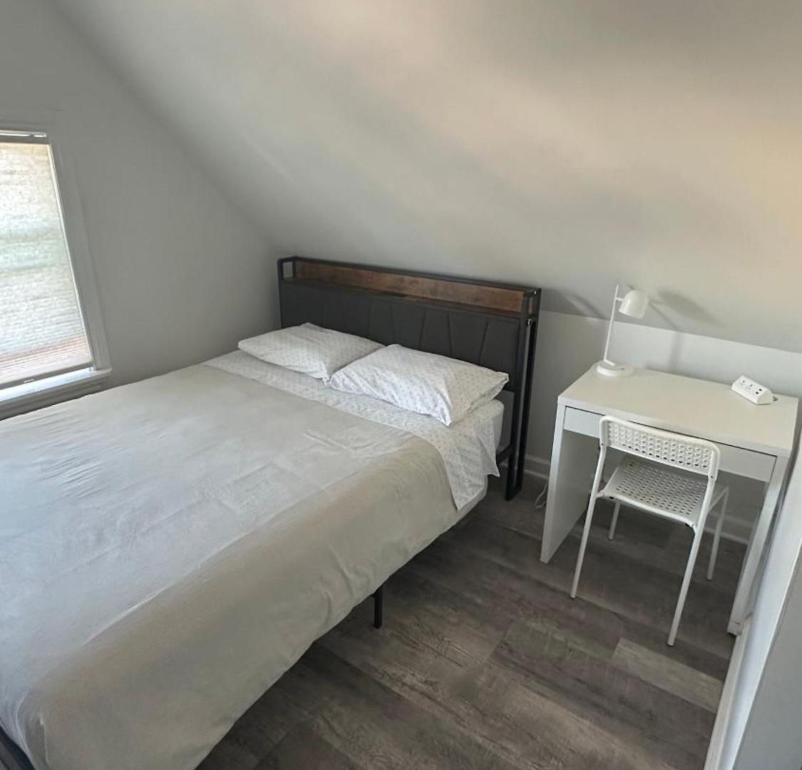 Modern & Cozy In Queens Near Train Station And Buses * New York