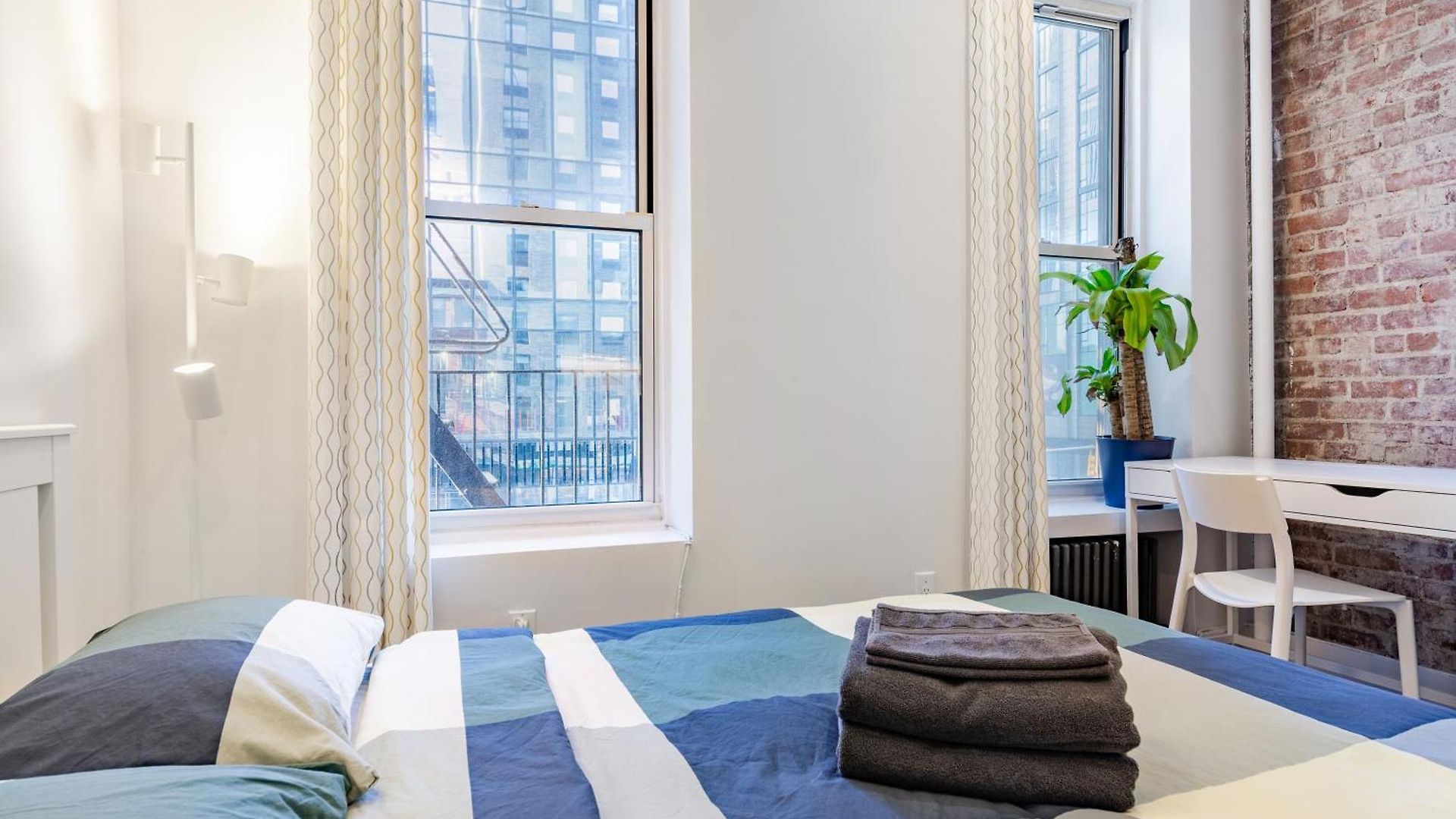 2 Bedroom Luxury Unit In The Heart Of Manhattan Apartment New York