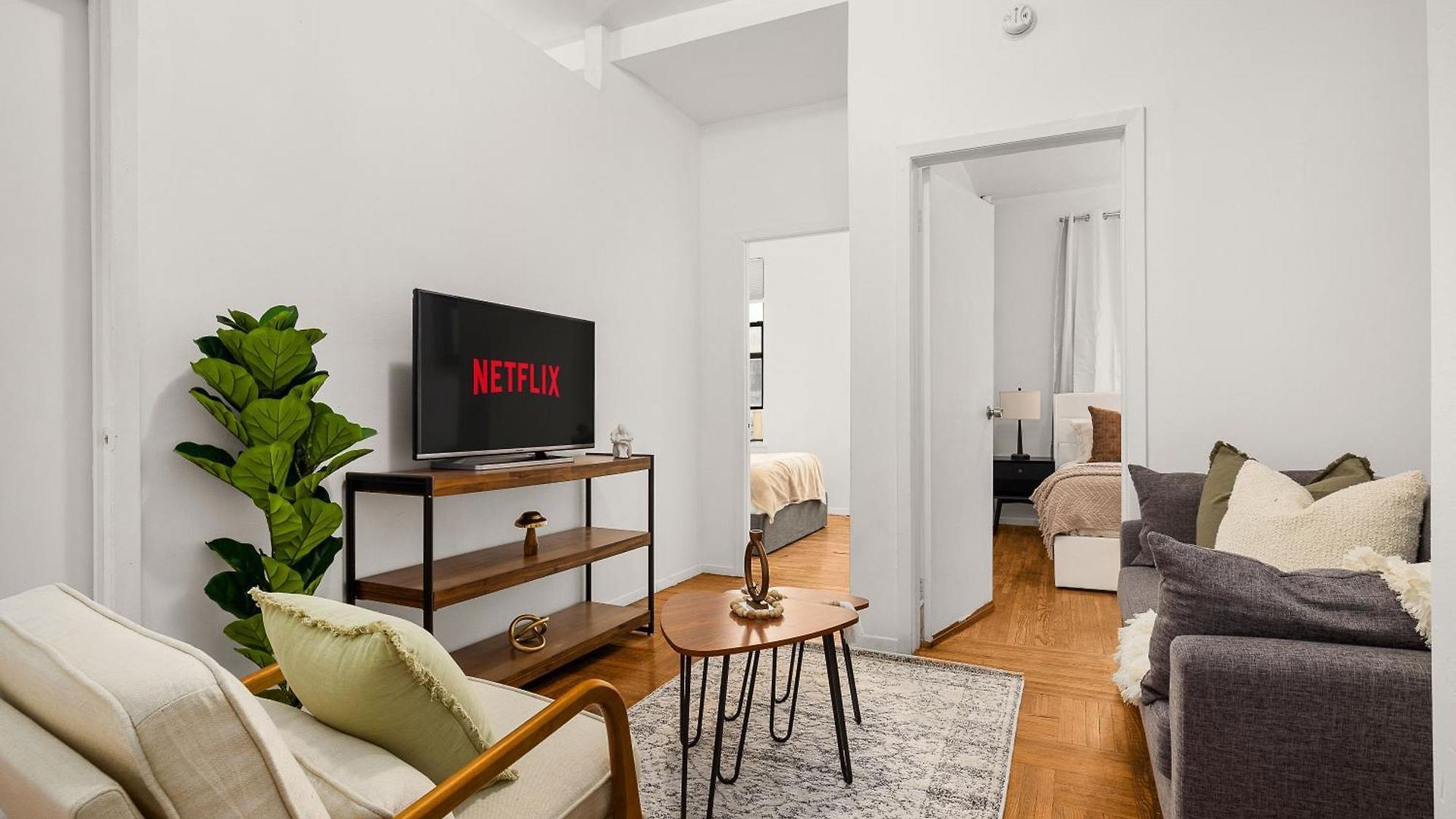 Chic East Village Retreat Comfort In Heart Of Nyc Apartment