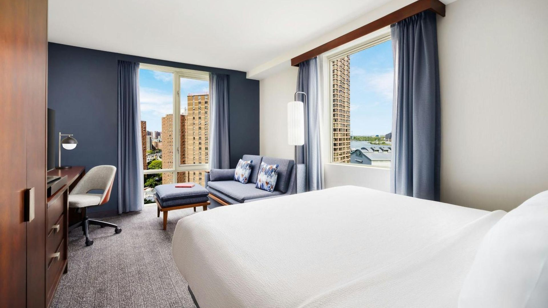 Courtyard By Marriott Manhattan Upper East Side 3*
