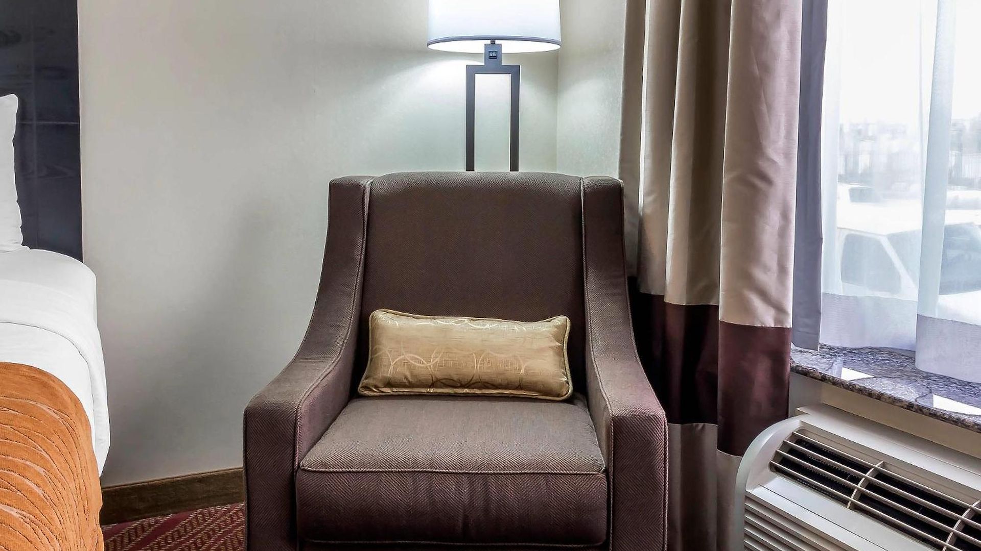 Comfort & Laguardia Airport 4*